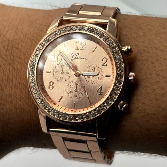 Rose Gold Men's Watch - Picture 1 of 3